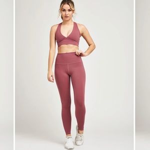 🚫SOLD🚫 Flexxfit workout leggings